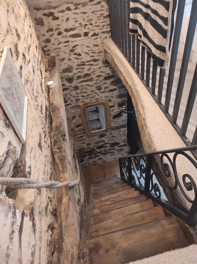 La Ville Es Riez Chambre D'Hotes Corseul Dış mekan fotoğraf