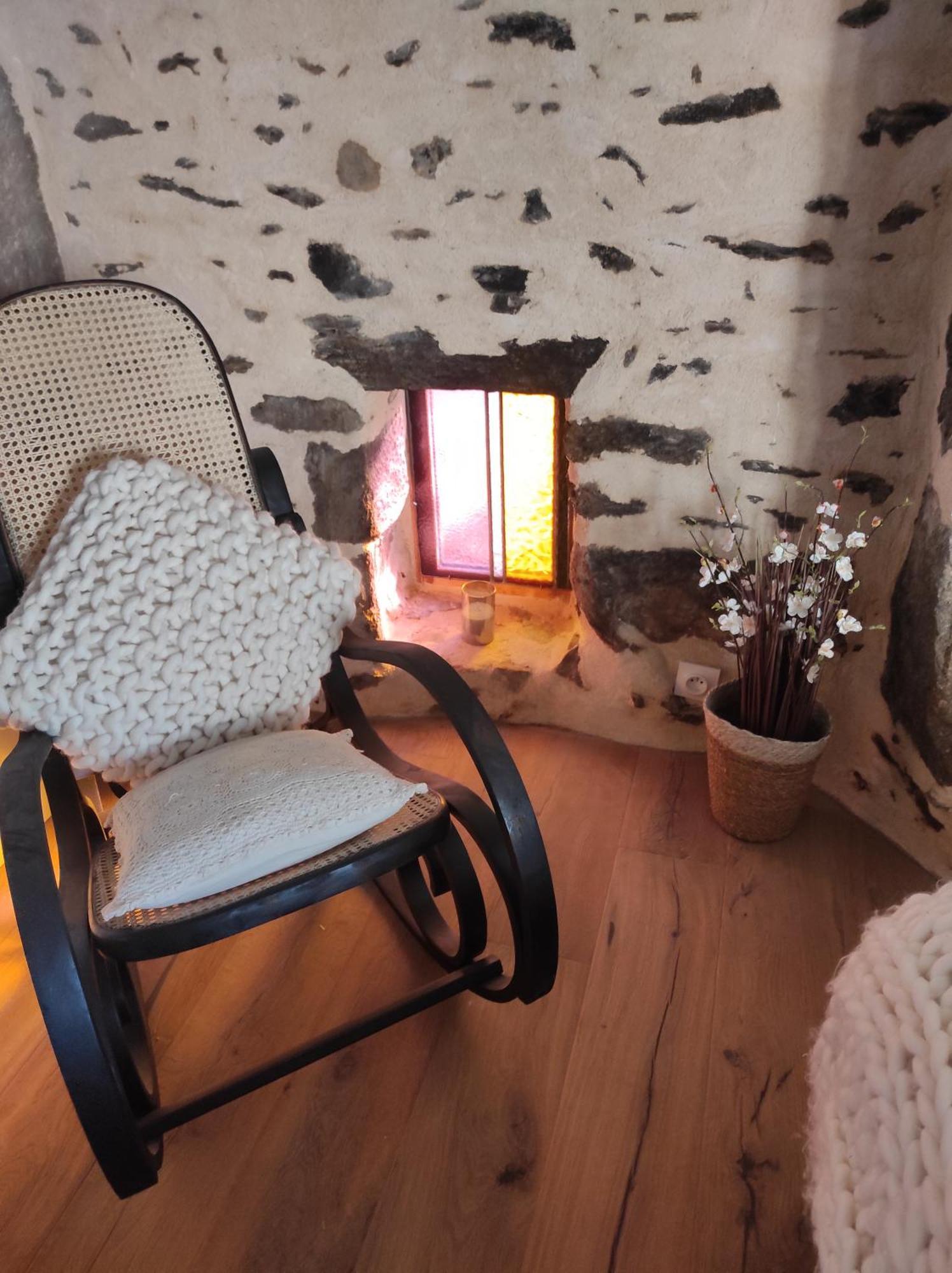 La Ville Es Riez Chambre D'Hotes Corseul Dış mekan fotoğraf